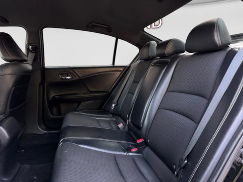 Used 2016 Honda Accord Sport image 16