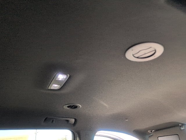 Used 2022 Chevrolet Traverse Premier w/ LPO, Floor Liner Package FWD image 43