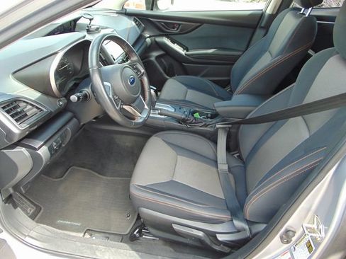 Used 2020 Subaru Crosstrek 2.0i Premium w/ Moonroof Package 1 AWD/4WD image 10