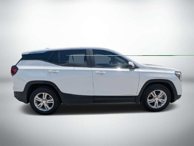 Used 2024 GMC Terrain SLE FWD image 3