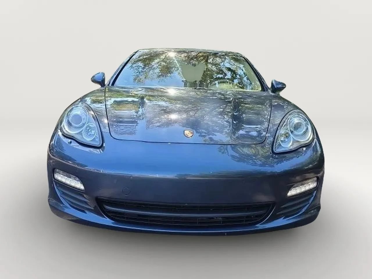 Used 2011 Porsche Panamera 4 AWD/4WD image 4