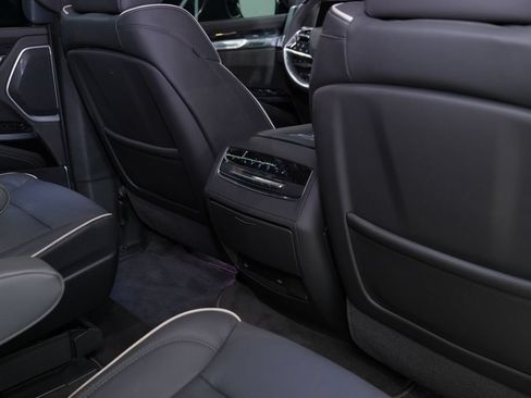 Used 2026 Cadillac Escalade ESV Sport AWD/4WD image 47