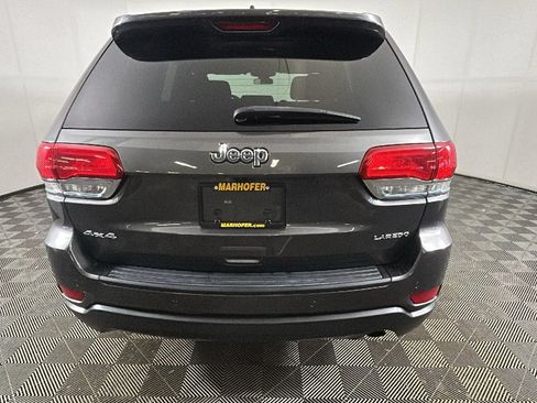 Used 2019 Jeep Grand Cherokee Laredo AWD/4WD image 4
