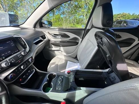 Used 2021 GMC Terrain SLT AWD/4WD image 26