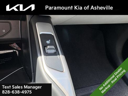 New 2026 Kia Sorento S w/ S Panoramic Sunroof Package FWD image 15