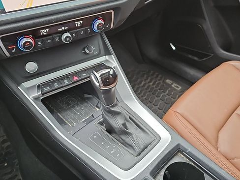 Used 2019 Audi Q3 2.0T Premium Plus w/ Premium Plus Package image 9