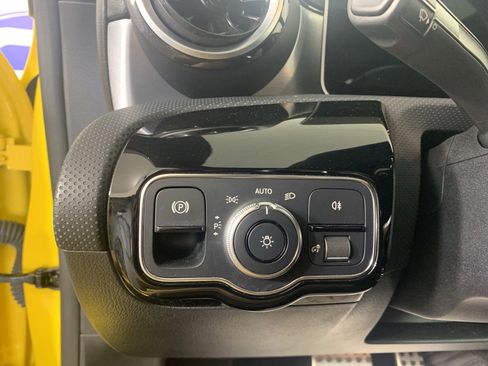 Used 2020 Mercedes-Benz CLA 250 4MATIC image 17