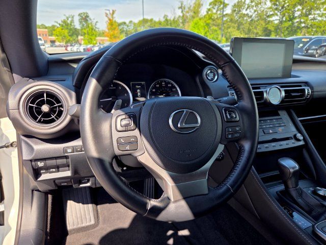Used 2024 Lexus RC 300 RWD image 10