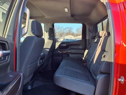 Certified 2021 Chevrolet Silverado 1500 LT Trail Boss w/ Convenience Package II image 23