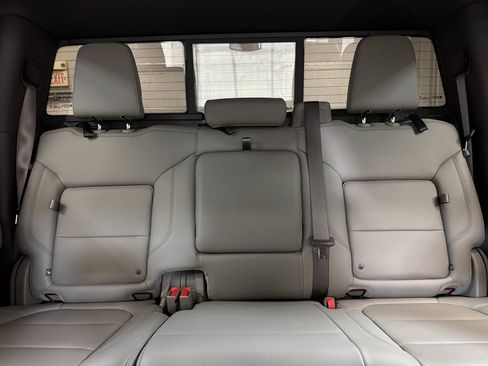 Used 2019 GMC Sierra 1500 SLT w/ SLT Premium Plus Package image 14