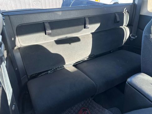 Used 2004 Dodge Dakota 2WD Club Cab w/ Tire & Handling Group image 17