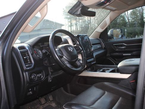 Used 2021 RAM 1500 Laramie AWD/4WD image 5