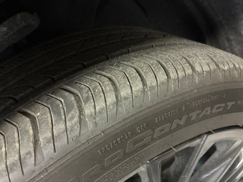 Certified 2024 Cadillac XT4 Sport FWD image 29