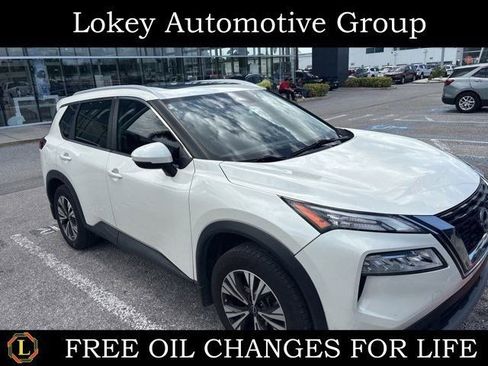 Certified 2022 Nissan Rogue SV w/ SV Premium Package FWD image 1