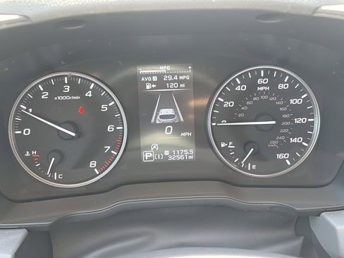 Used 2024 Subaru Crosstrek 2.0i Premium AWD/4WD image 19