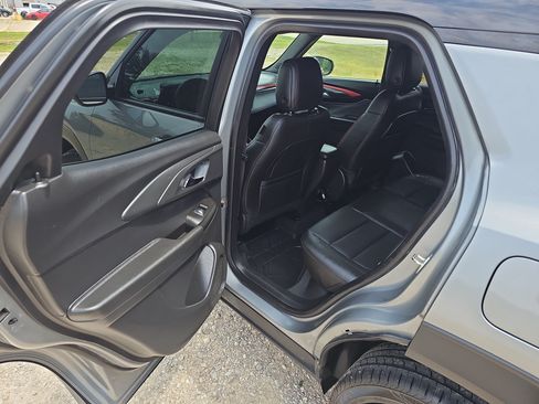 Used 2025 Chevrolet TrailBlazer RS w/ Driver Confidence Package FWD image 12