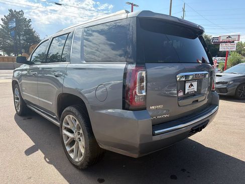 Used 2019 GMC Yukon Denali AWD/4WD image 5