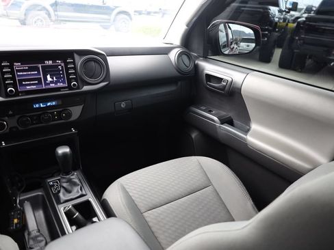 Used 2023 Toyota Tacoma SR AWD/4WD image 21