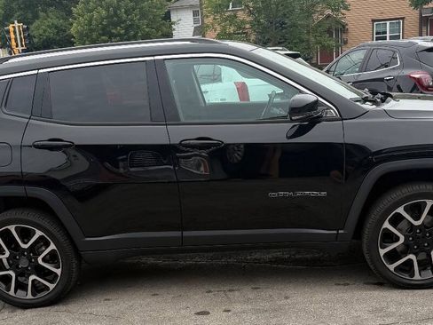 Used 2018 Jeep Compass Limited w/ Navigation Group AWD/4WD image 9