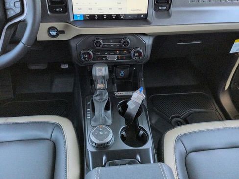 New 2025 Ford Bronco Big Bend image 18