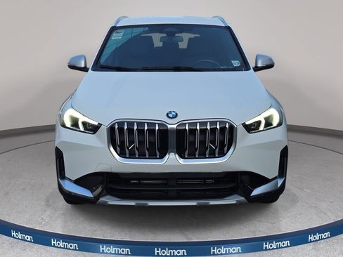Used 2024 BMW X1 xDrive28i w/ Convenience Package AWD/4WD image 3