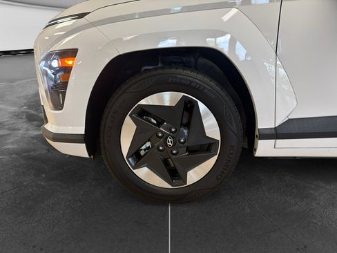 Used 2024 Hyundai Kona SEL FWD image 7