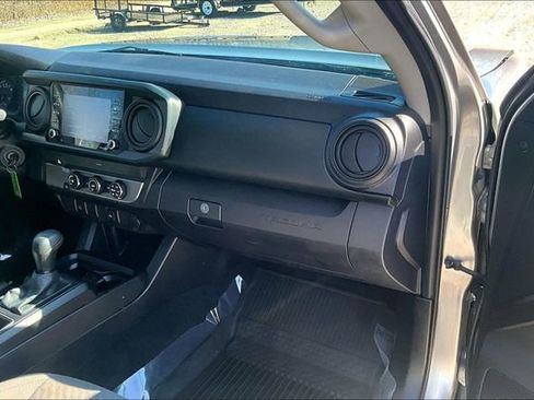 Used 2021 Toyota Tacoma SR w/ SR Convenience Package RWD image 15