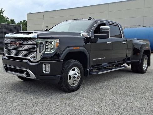 Used 2021 GMC Sierra 3500 Denali w/ Denali Ultimate Package AWD/4WD image 6