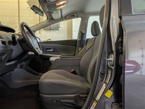 Used 2012 Toyota Prius V Two image 12