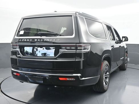 Used 2024 Jeep Grand Wagoneer L 4WD image 5