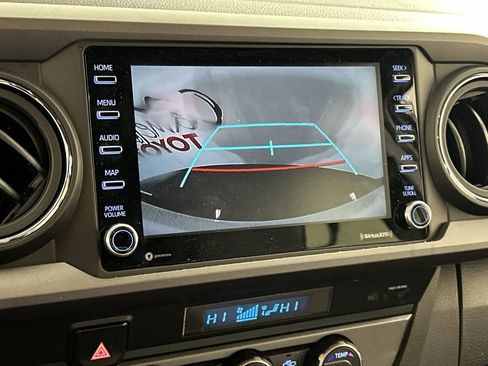 Used 2022 Toyota Tacoma TRD Sport image 18