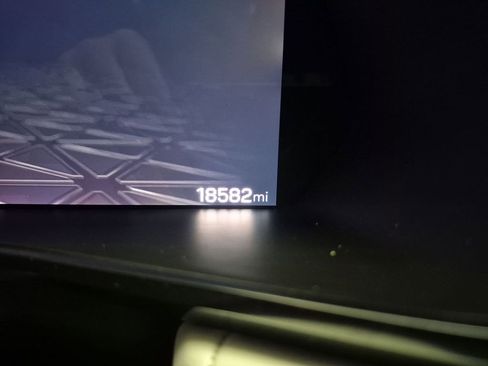 Used 2024 GMC Canyon AT4X image 12