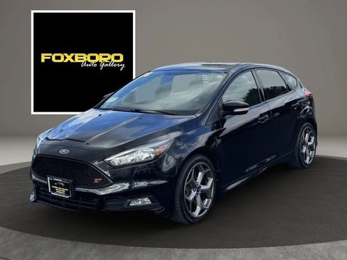 Used 2018 Ford Focus ST image 1