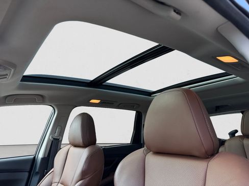 Certified 2023 Subaru Ascent Touring AWD/4WD image 18
