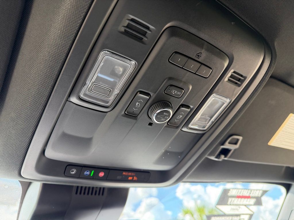 Used 2023 Chevrolet Tahoe RST w/ Luxury Package RWD image 22