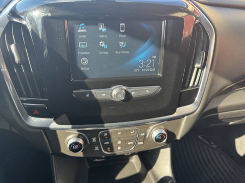 Used 2018 Chevrolet Traverse LS AWD/4WD image 27