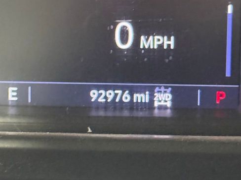 Used 2019 GMC Sierra 1500 SLE w/ Preferred Package image 13