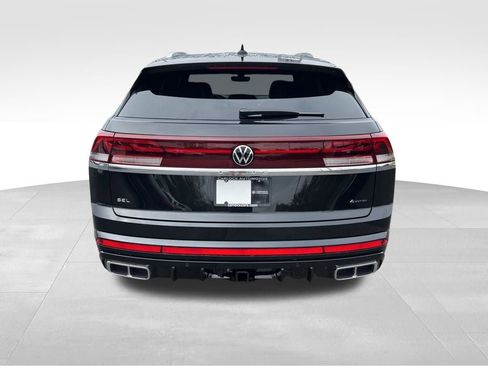 New 2026 Volkswagen Atlas Cross Sport SEL Premium R-Line image 6