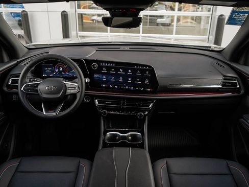 New 2026 Chevrolet Traverse Z71 w/ Driver Confidence Package image 14