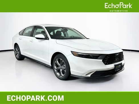 Used 2023 Honda Accord EX image 1