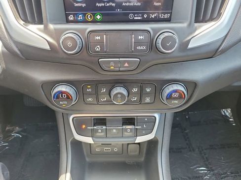 Used 2024 GMC Terrain SLT w/ Elevation Edition AWD/4WD image 35