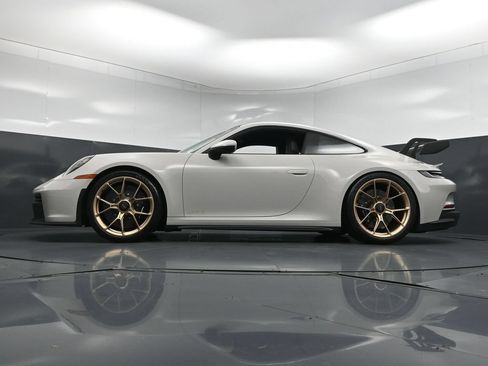 Certified 2022 Porsche 911 GT3 RWD image 24