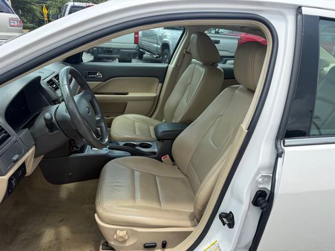 Used 2010 Ford Fusion SEL FWD image 9