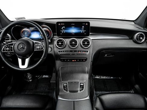 Used 2020 Mercedes-Benz GLC 300 4MATIC image 23
