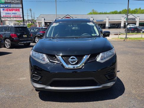 Used 2015 Nissan Rogue SV w/ SV Premium Package AWD/4WD image 2