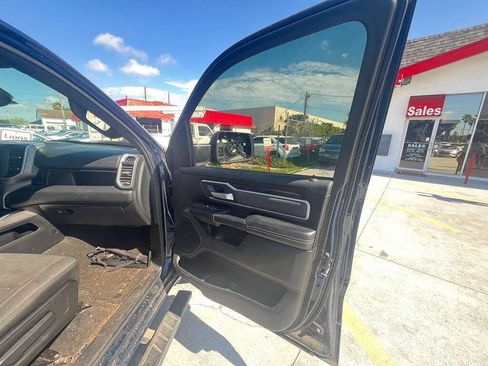Used 2020 RAM 1500 Big Horn AWD/4WD image 11