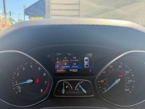 Used 2015 Ford Focus SE w/ SE Sport Package FWD image 24