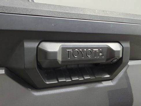 Used 2025 Toyota Tundra SR w/ SR Tow Package AWD/4WD image 9