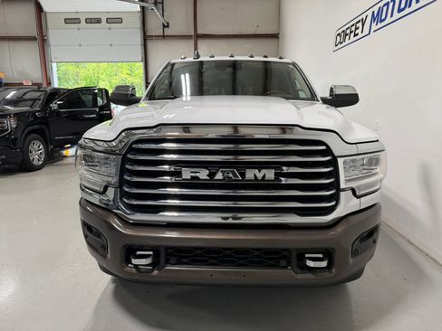 Used 2022 RAM 2500 Limited AWD/4WD image 9