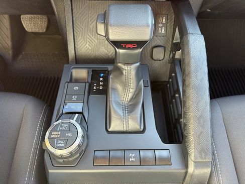 Certified 2024 Toyota Tacoma TRD Off-Road image 23